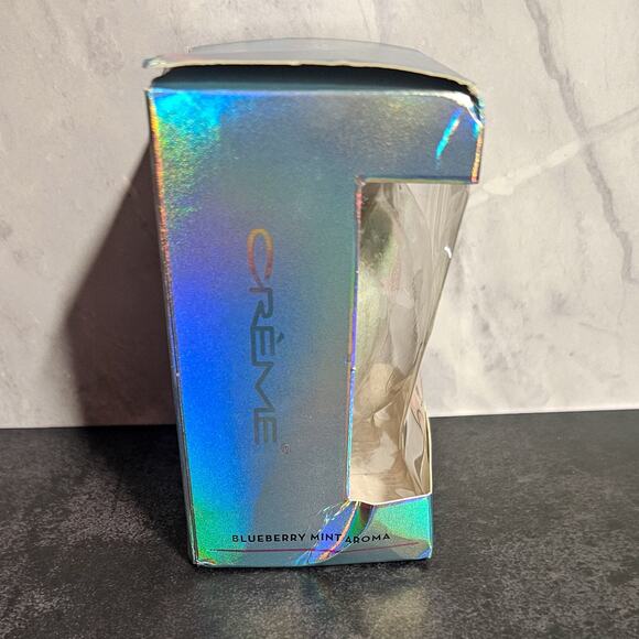 FREE with bundle! The Crème Shop New Hello Kitty 3D Aromatherapy Bath Bomb - Picture 3 of 8